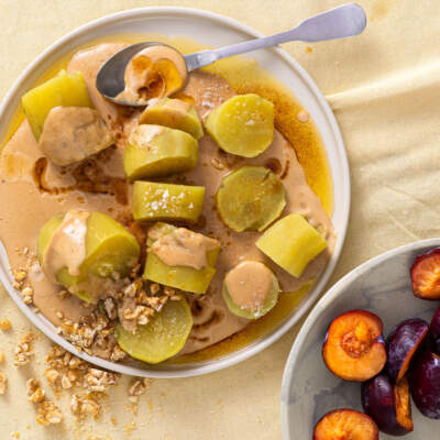 Sweet potato in peanut sauce  